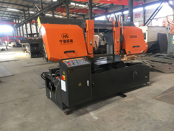 Dual Column Bandsaw GZ4250