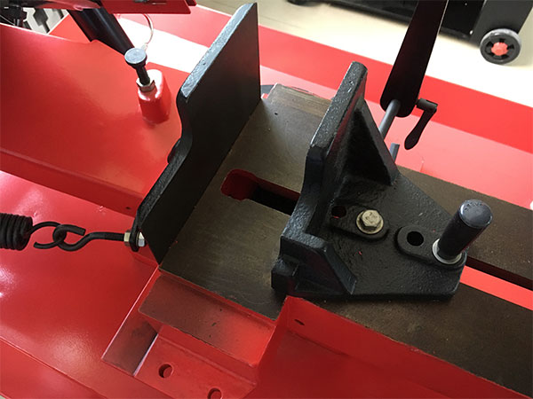 Manual Bandsaw G5020