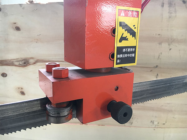 Miter Cutting Semi-Auto Bandsaw G-500