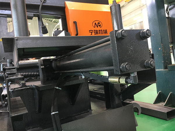 Full Automatic Bandsaw GS500