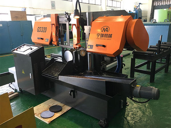 Full Automatic Band Saw GS320